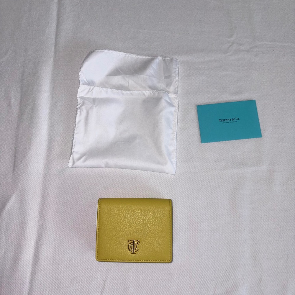 Tiffany & Co‎ Trifold Wallet Yellow New Pebbled Leather T Logo Gold Hardware